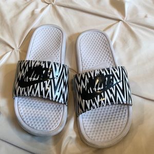 Nike slides